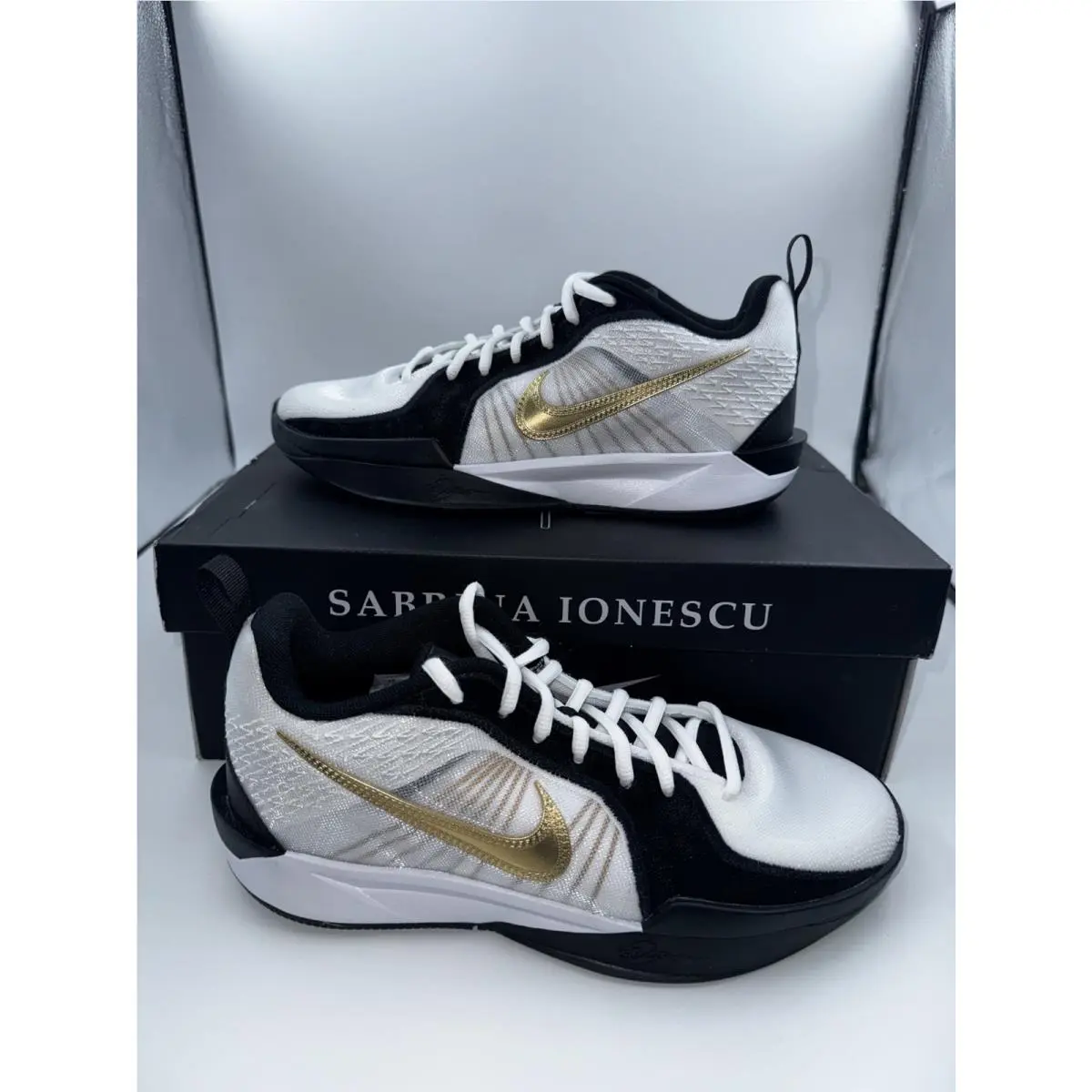 Nike Sabrina 2 Gold Quest Grade School Basketball FQ7377-001 Size 7Y