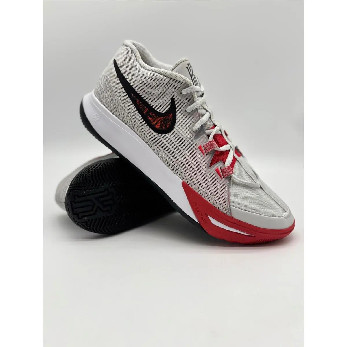 Nike KyrieFlytrap6 Mens10.5 Wolfgray Universityred Basketball Shoes New/nobox