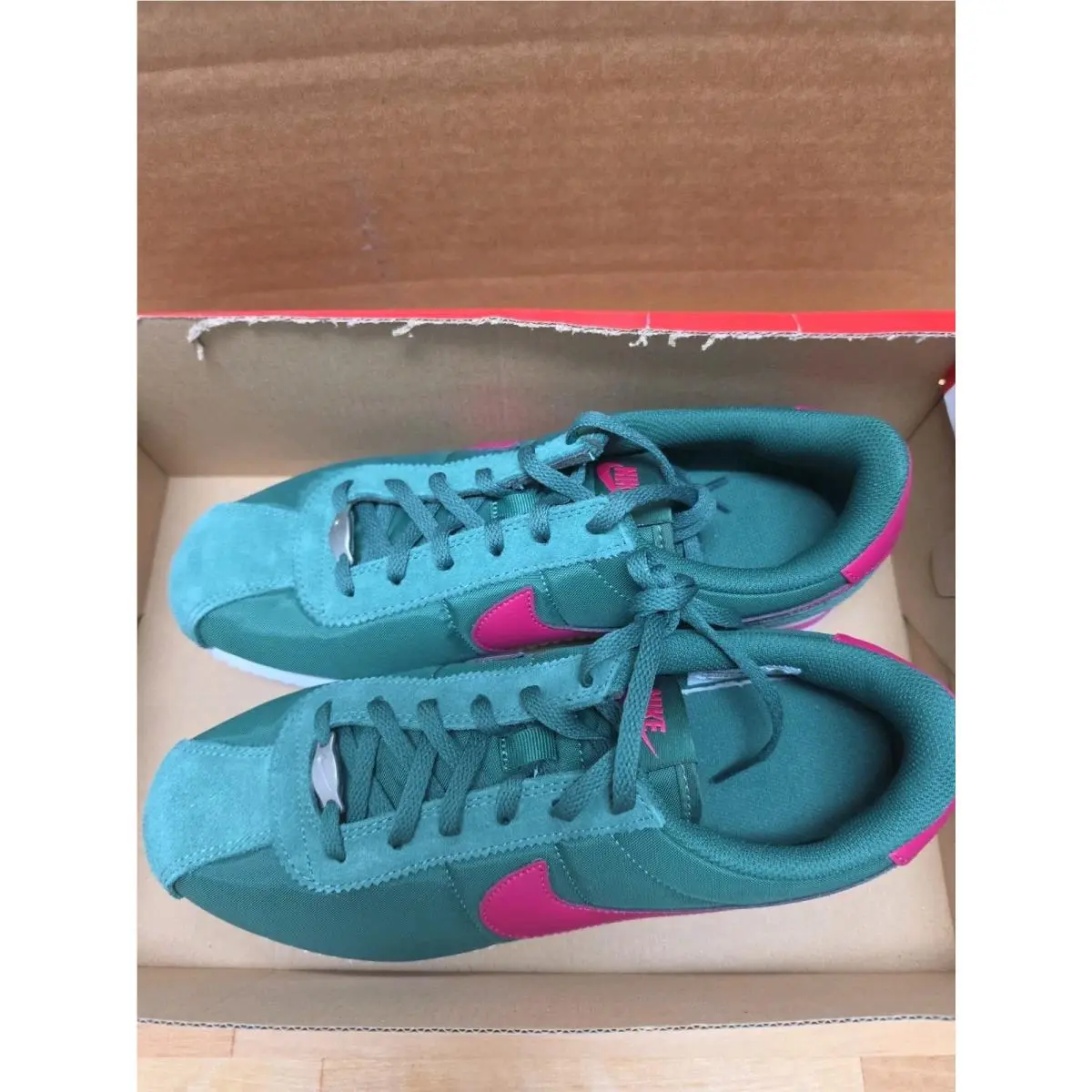 Nike shoes - G8 - Green 5