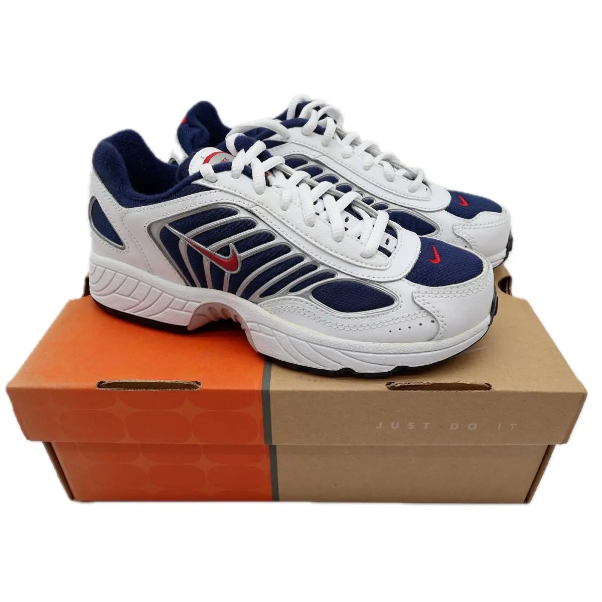 Nike Attest Vii Kids Sneaker 4.5Y White Navy Leather Mesh Running