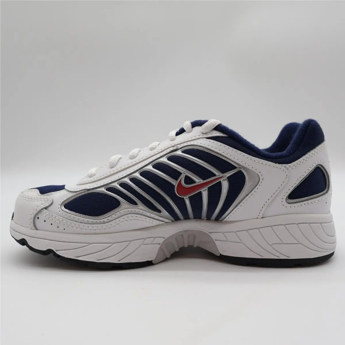Nike shoes - Attest VII - Attest VII - White 8
