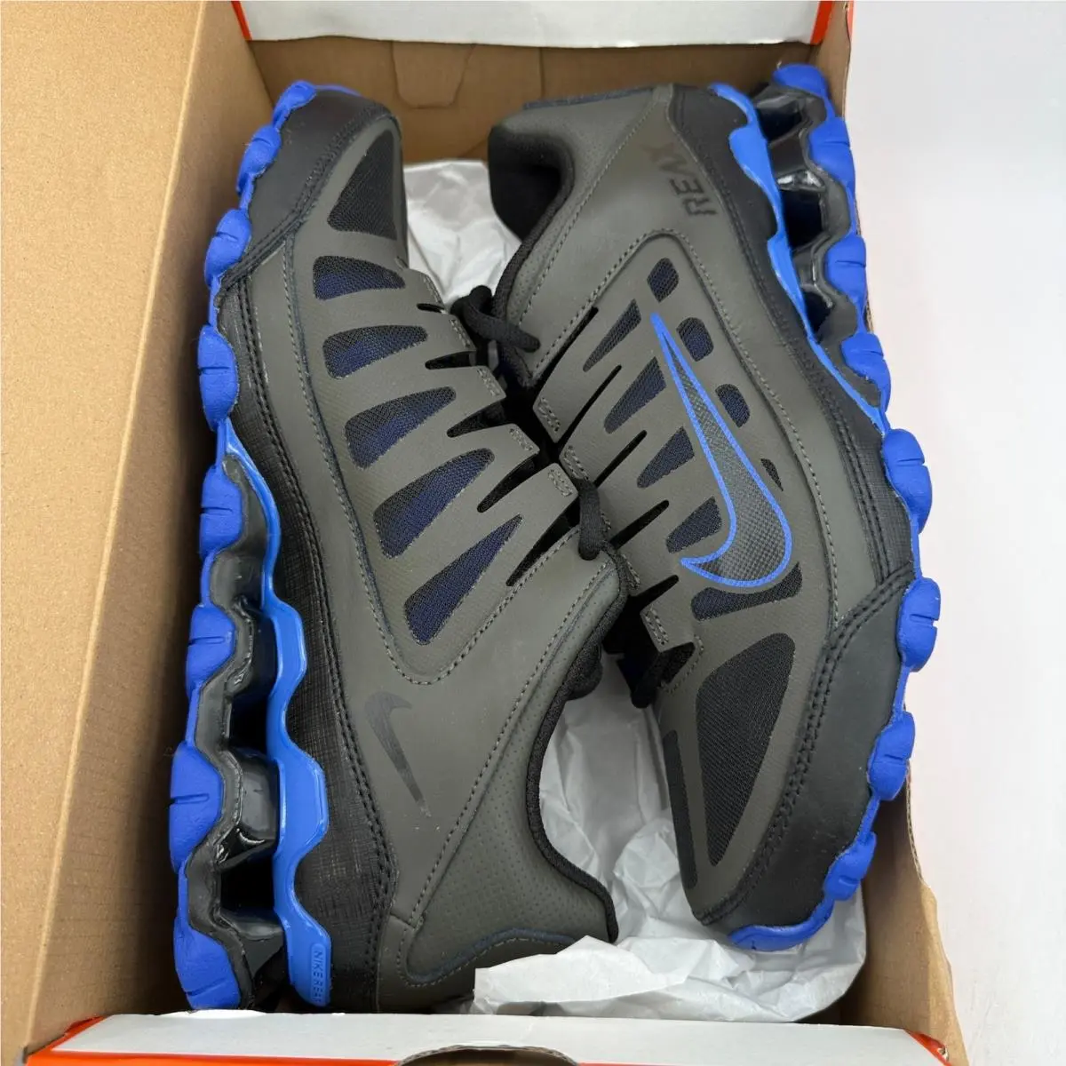 Nike shoes - Nike Reax 8 TR Mesh - Gray 4