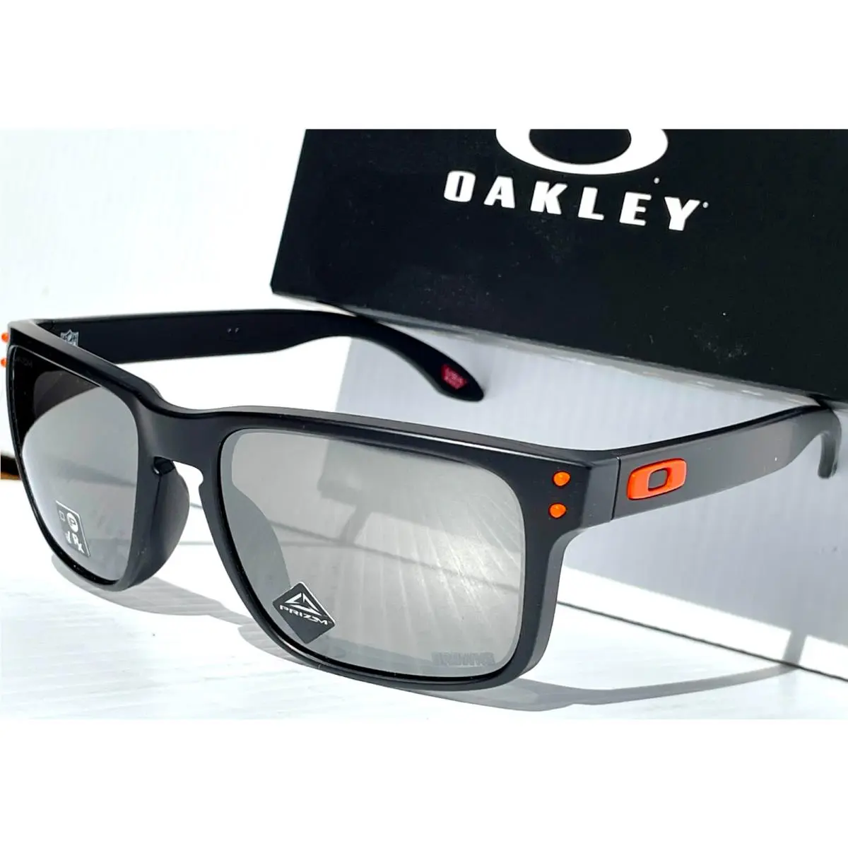 Nfl Oakley Holbrook Cleveland Browns Prizm Black Lens Sunglass 9102-L7