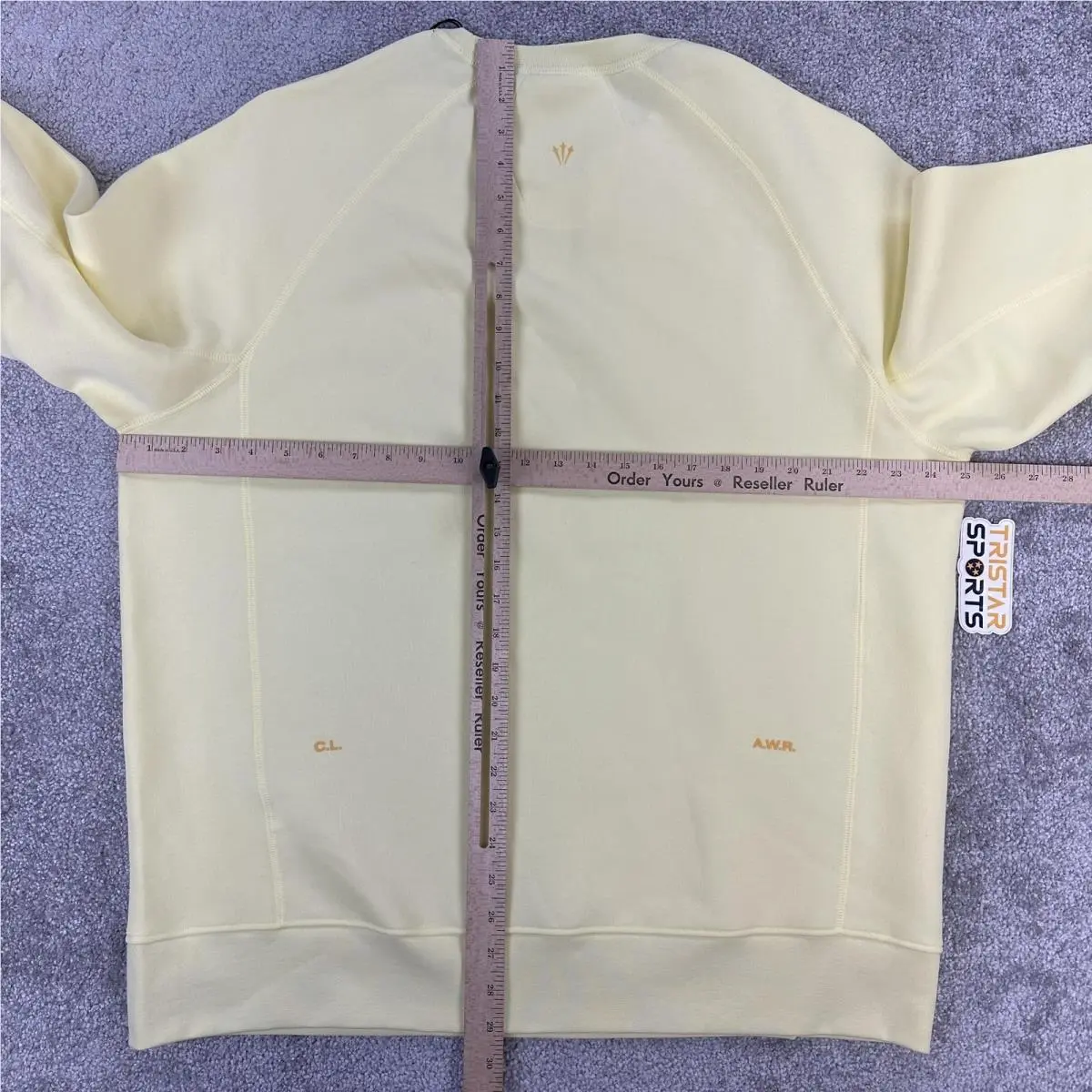 Nike clothing - Yellow 11