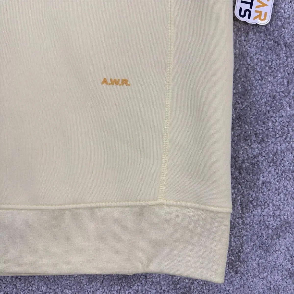 Nike clothing - Yellow 5