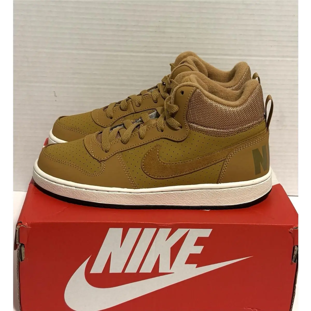 Nike shoes - Nike Court Borough - Court Borough - 839977-701 - Wheat / Summit White / Black 0