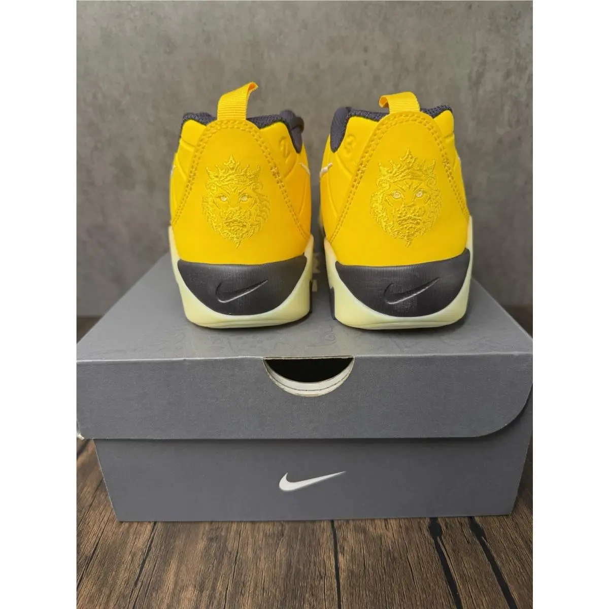 Nike shoes - Nike LeBron Witness - LeBron Witness - Yellow 3
