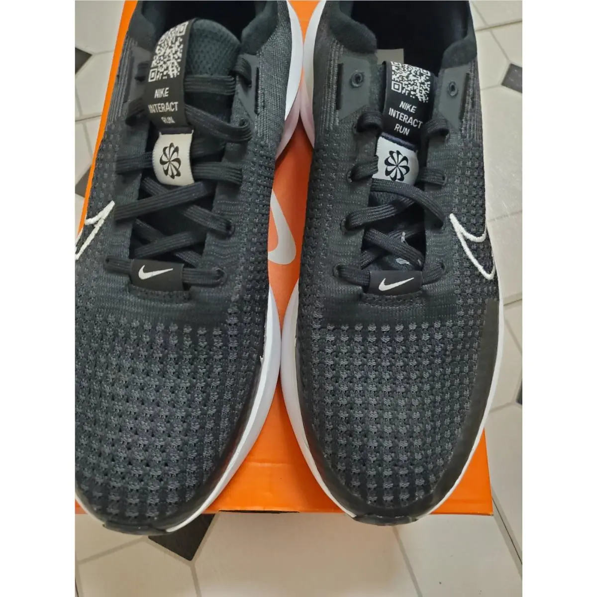 Nike shoes - Nike Interact Run - Interact Run - White 5