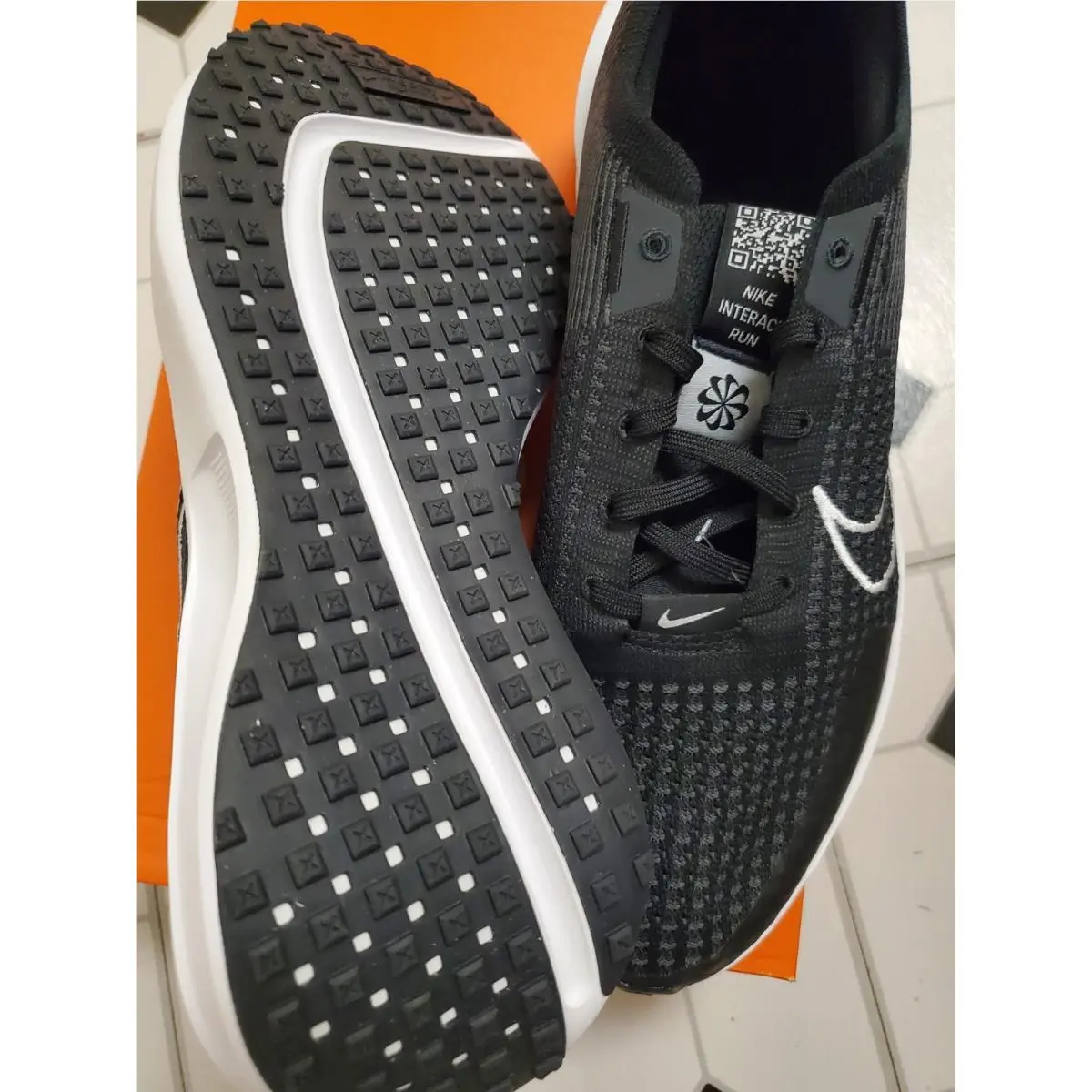 Nike shoes - Nike Interact Run - Interact Run - White 6