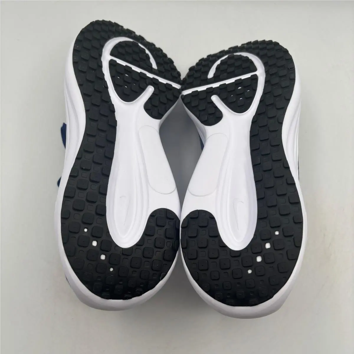 Nike shoes - Nike Revolution 8 - Revolution - Blue 3