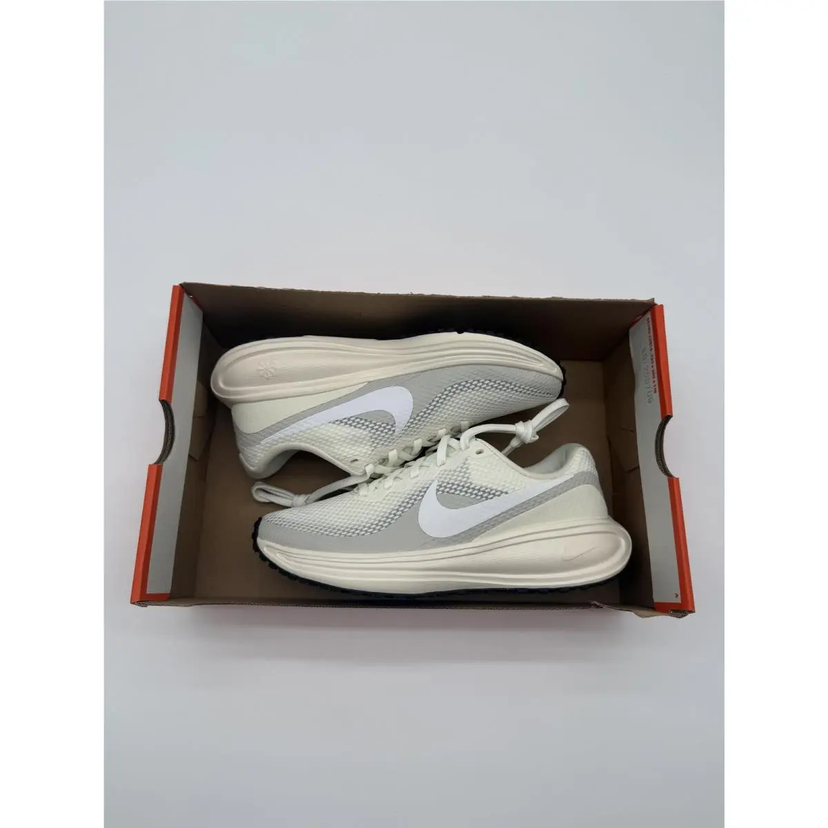 Nike Revolution 8 Shoes Women`s Size 6 White Running Sneakers HJ8485 103