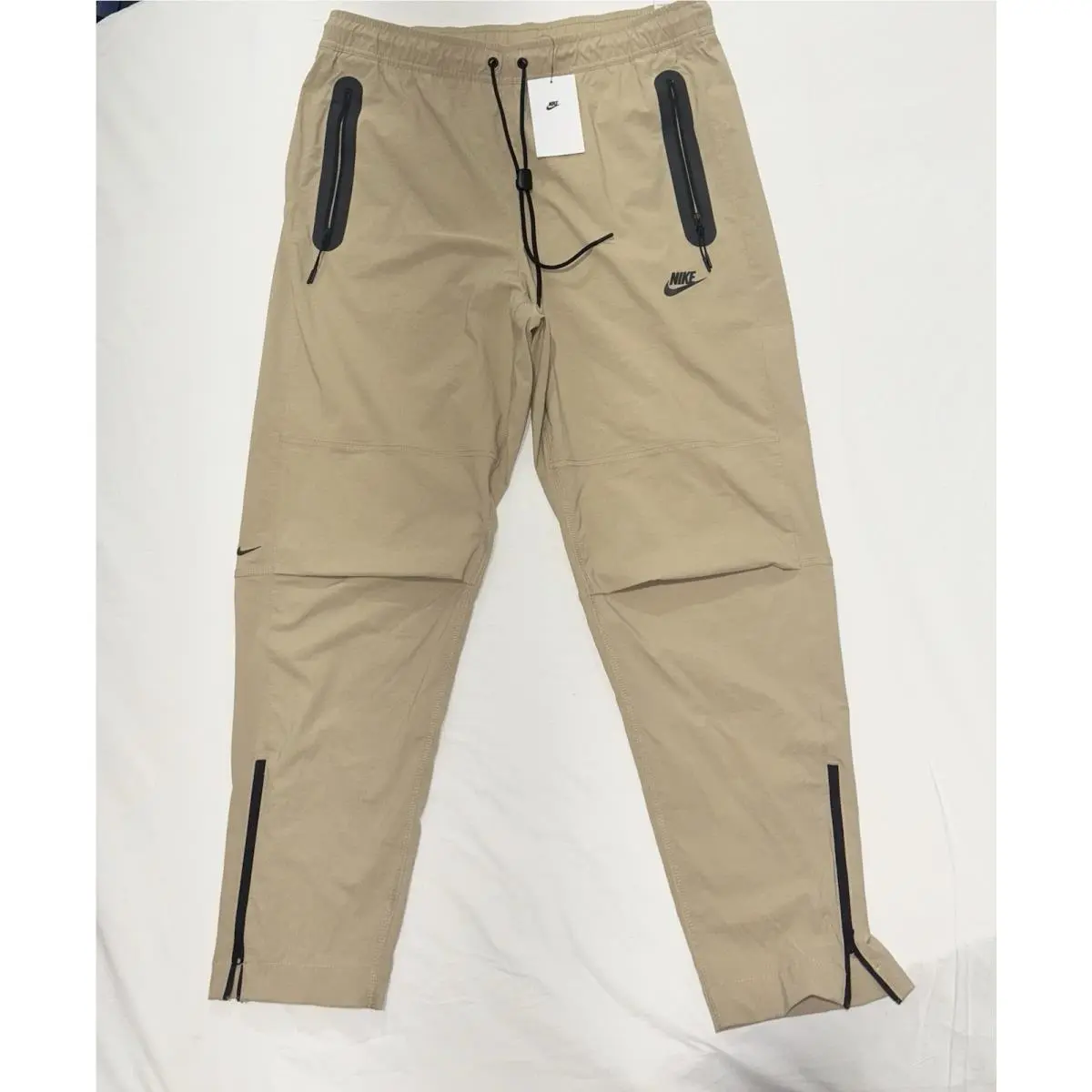 Nike Tech Woven Oversized Pants Men’s Size Large Beige