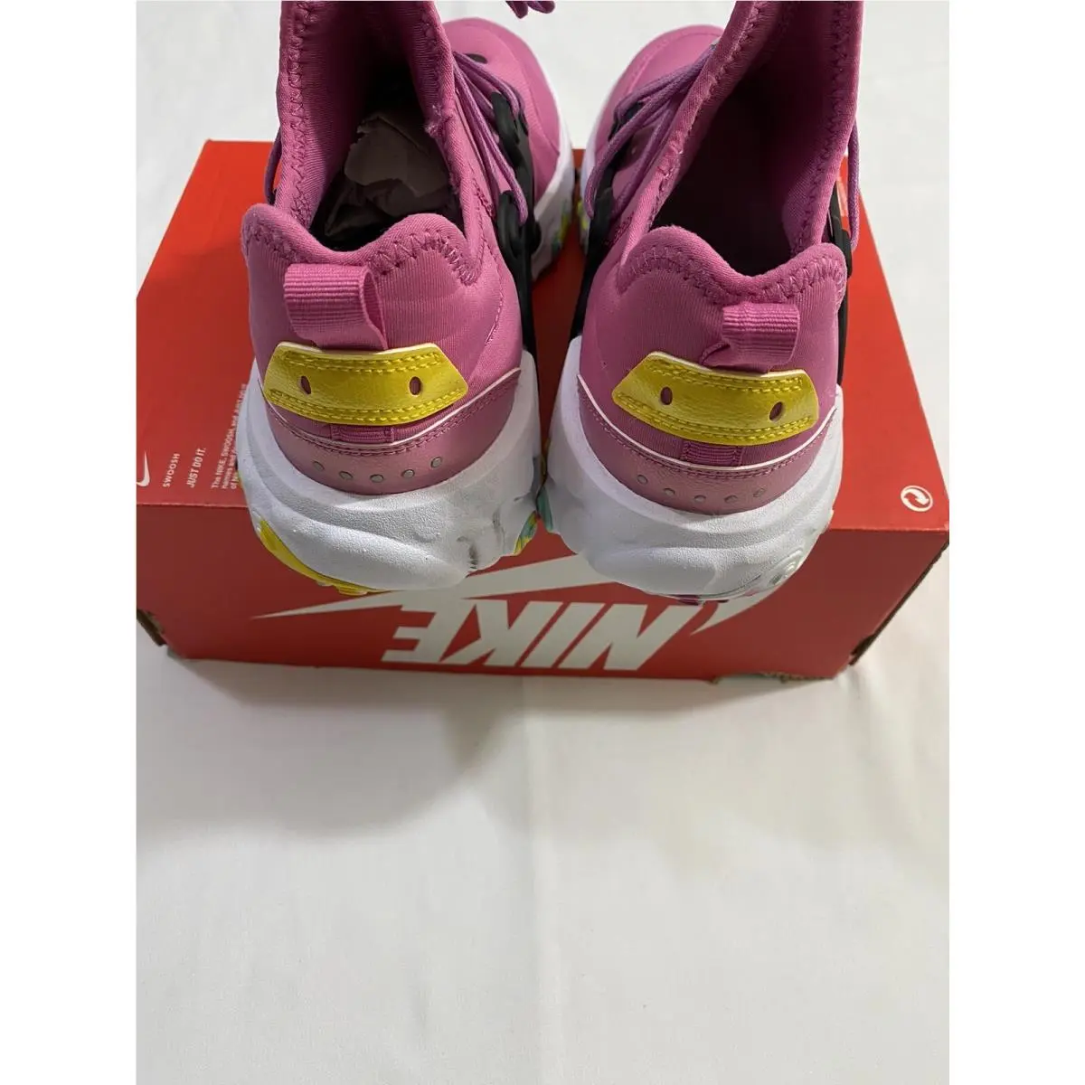 Nike shoes - Nike React Presto - React Presto - Pink (UPC: 0193654856526) 9