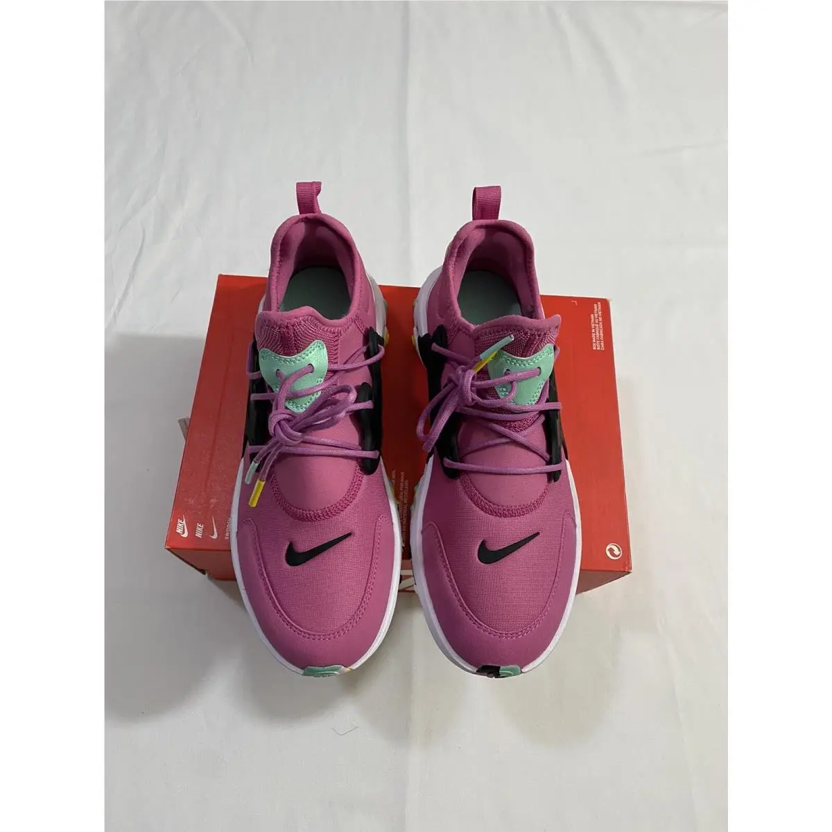 Nike shoes - Nike React Presto - React Presto - Pink (UPC: 0193654856526) 0