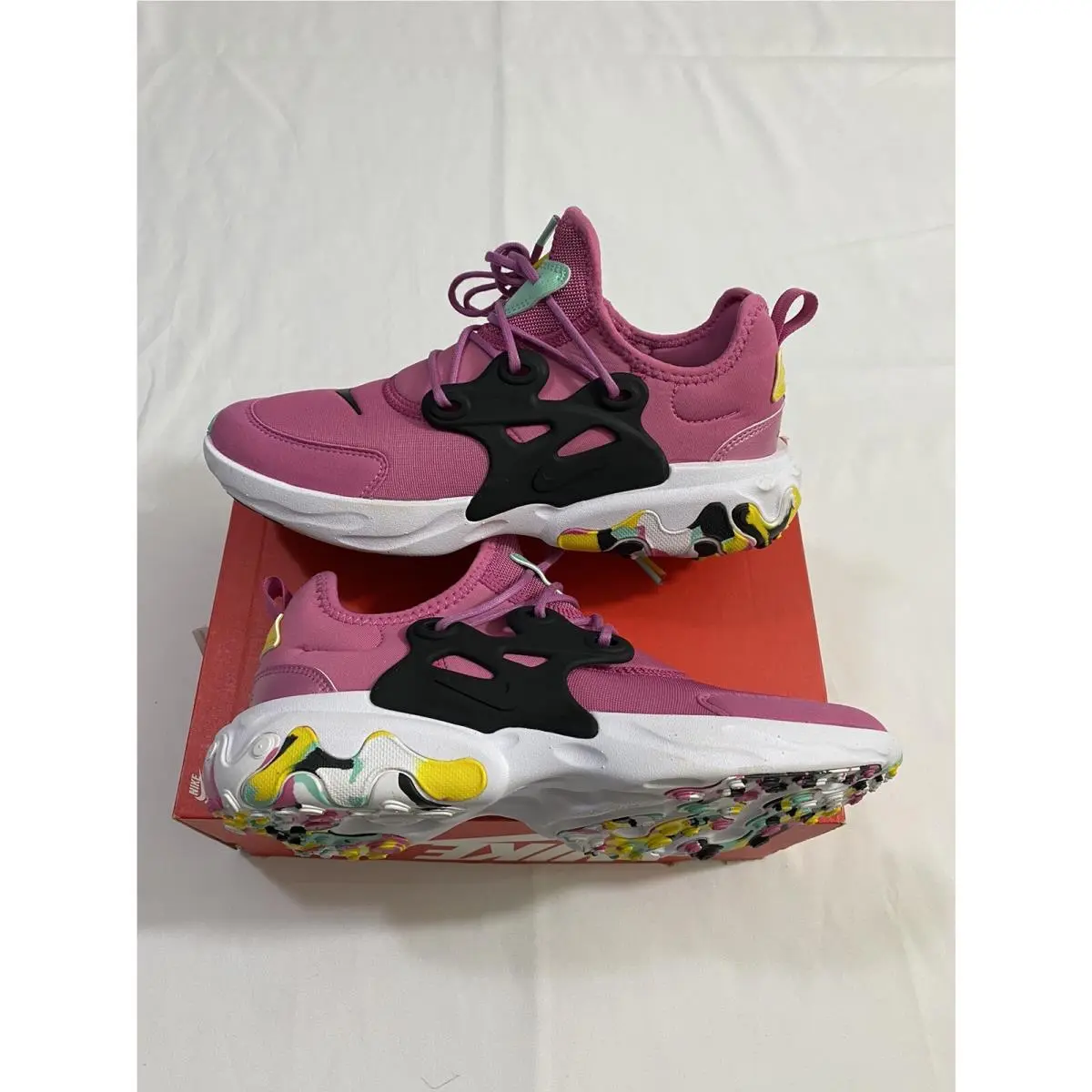Nike shoes - Nike React Presto - React Presto - Pink (UPC: 0193654856526) 3