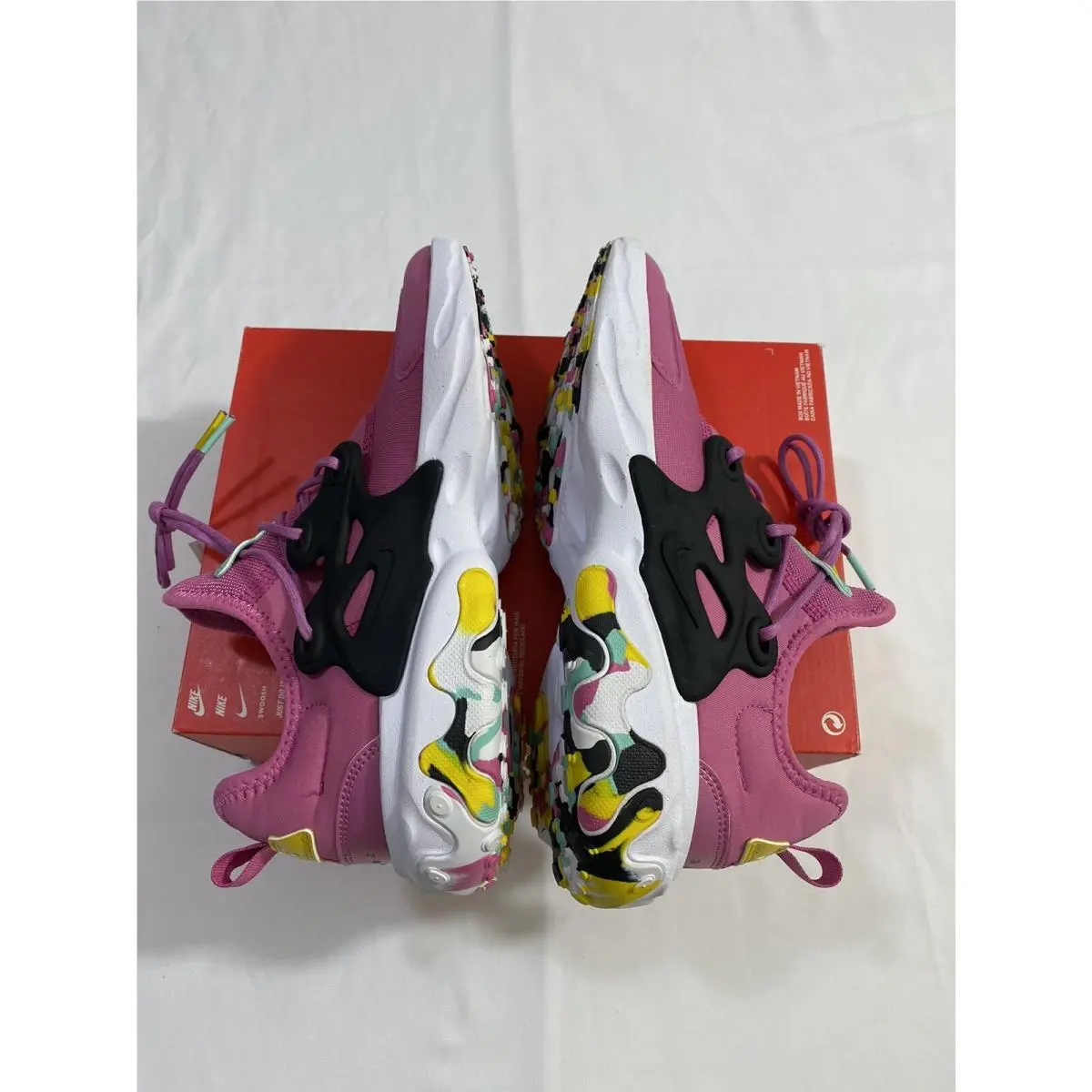 Nike shoes - Nike React Presto - React Presto - Pink (UPC: 0193654856526) 5