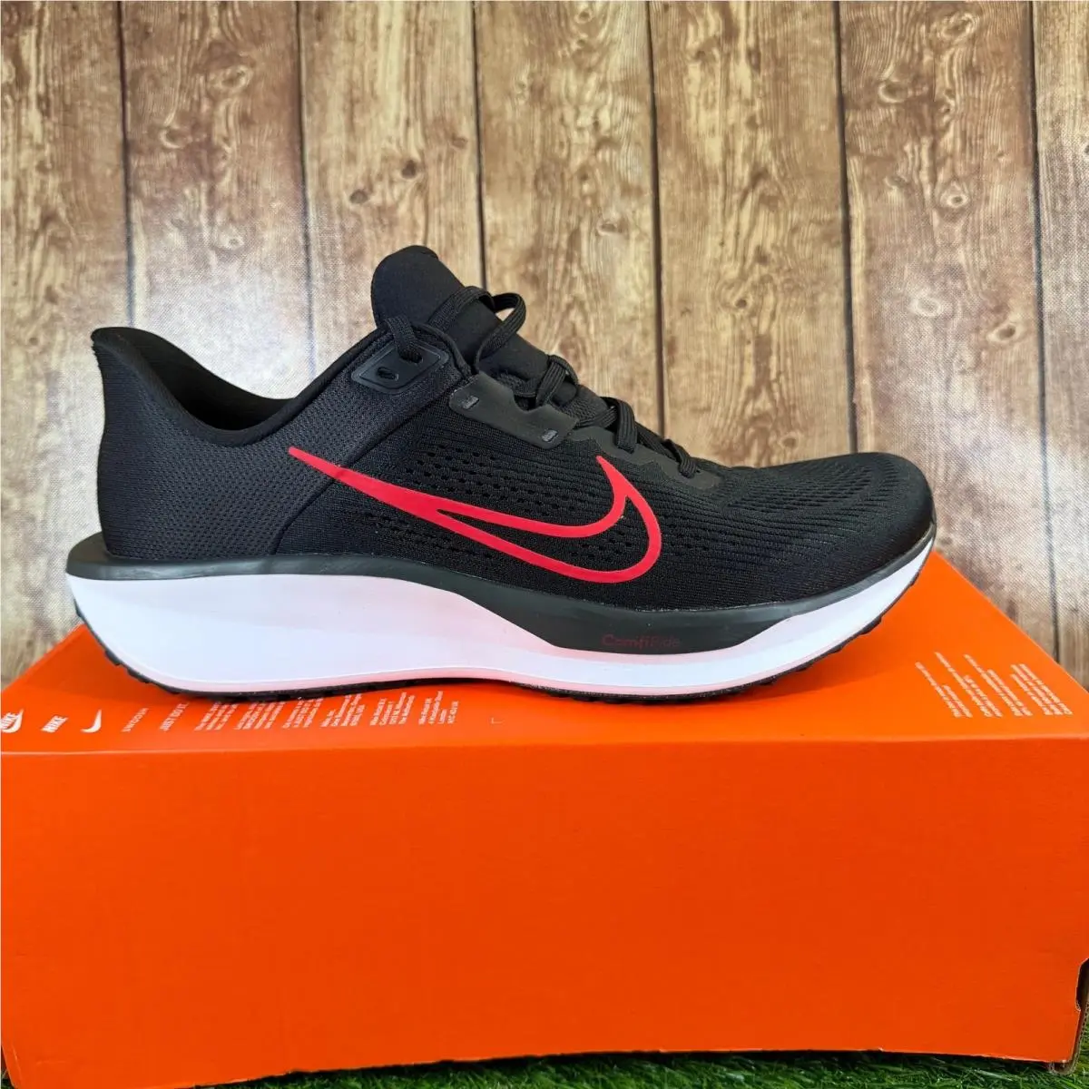 Nike Quest 6 Running Shoes Sneakers Mens Size 12 Black University Red Breathable