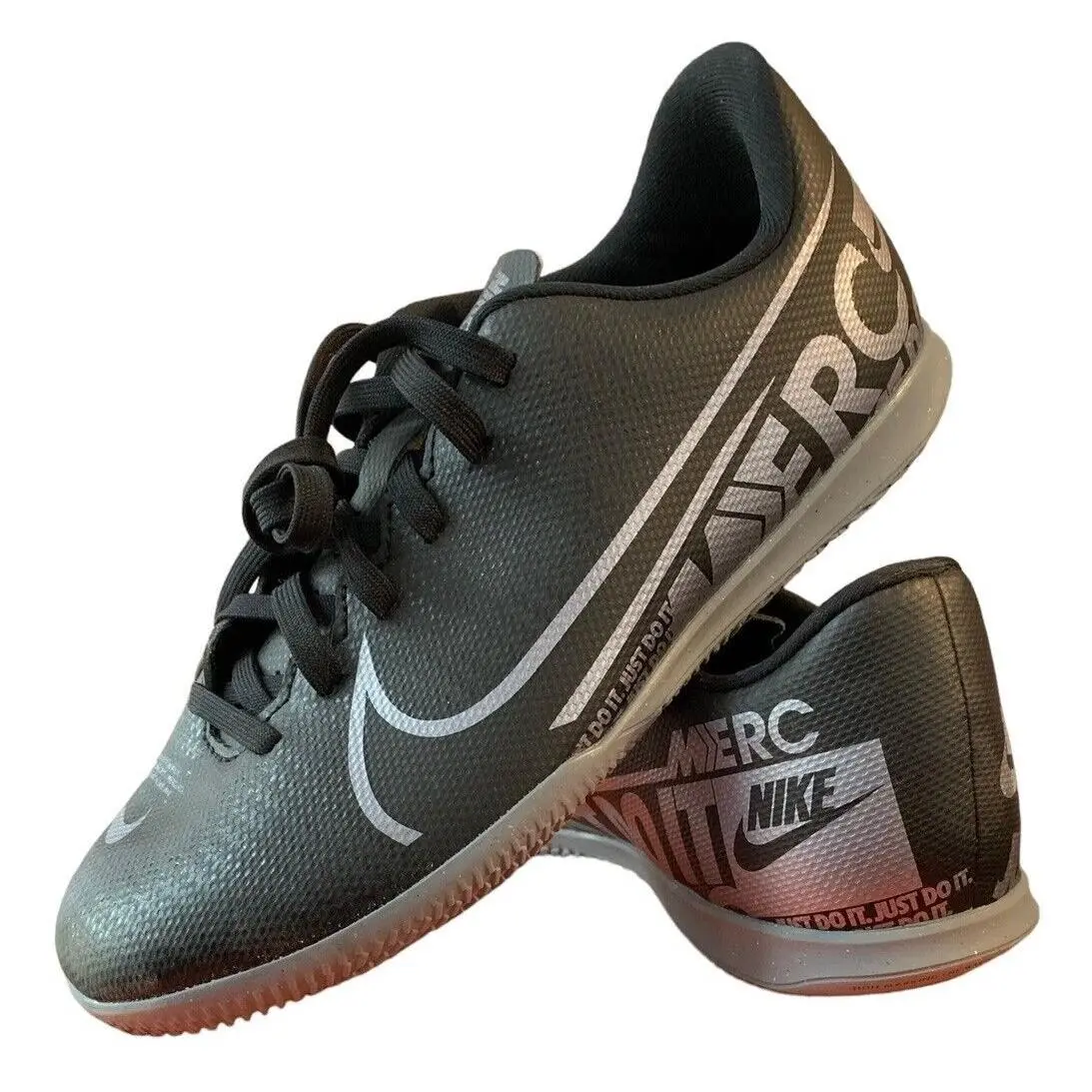 Nike shoes - Black 2