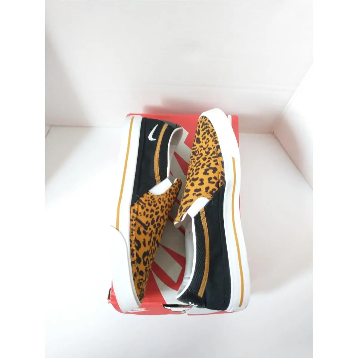 Nike shoes - Brown 7