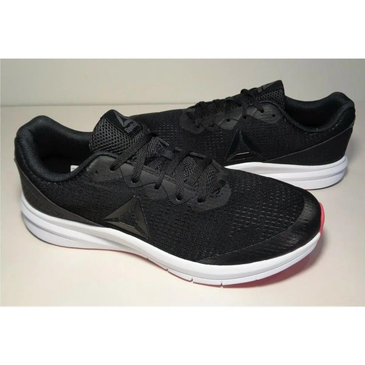 Reebok shoes - Black (UPC: 191526507002) 0
