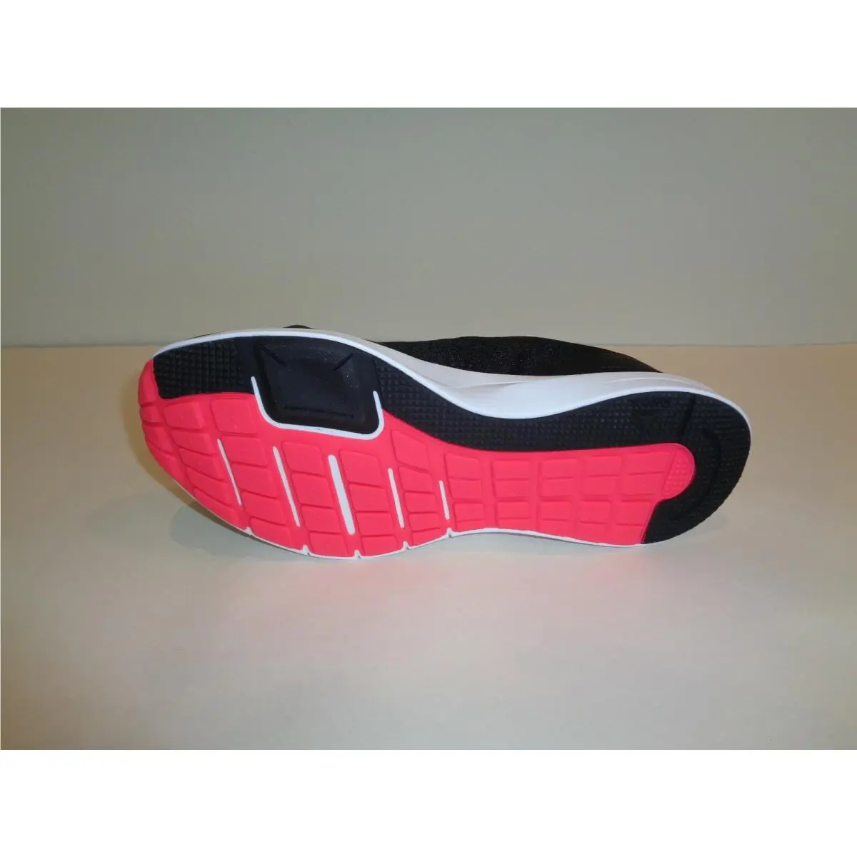 Reebok shoes - Black (UPC: 191526507002) 7