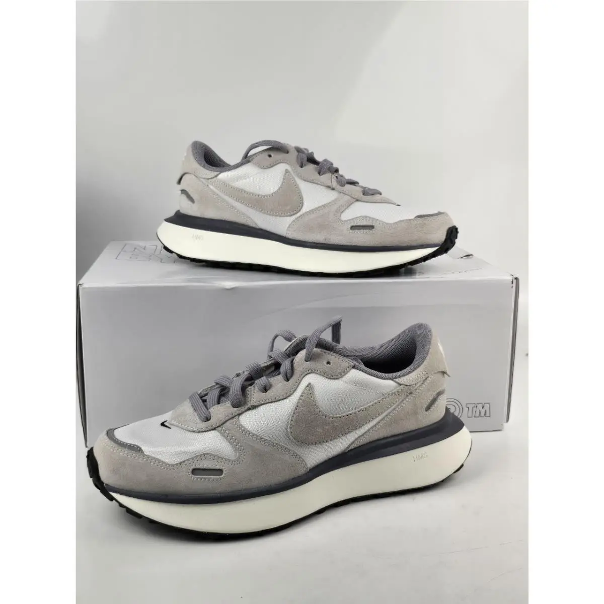 Waffle Debut Women`s Gray Suede Mesh Casual Sneakers US Size 8.5 by Nike