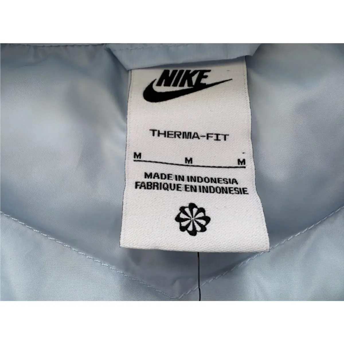 Nike clothing - Blue (UPC: 0198482165895) 1
