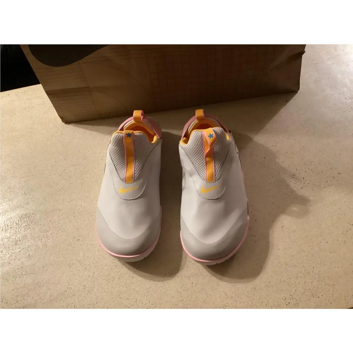 Nike shoes - Nike Zoom Pulse - Zoom Pulse - Vast Grey / University Gold Pink 2