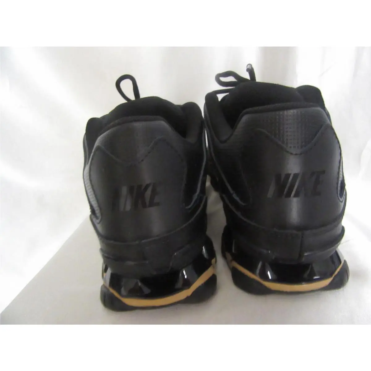 Nike shoes - Nike Reax 8 TR - Reax - 62116 020 - Black 1