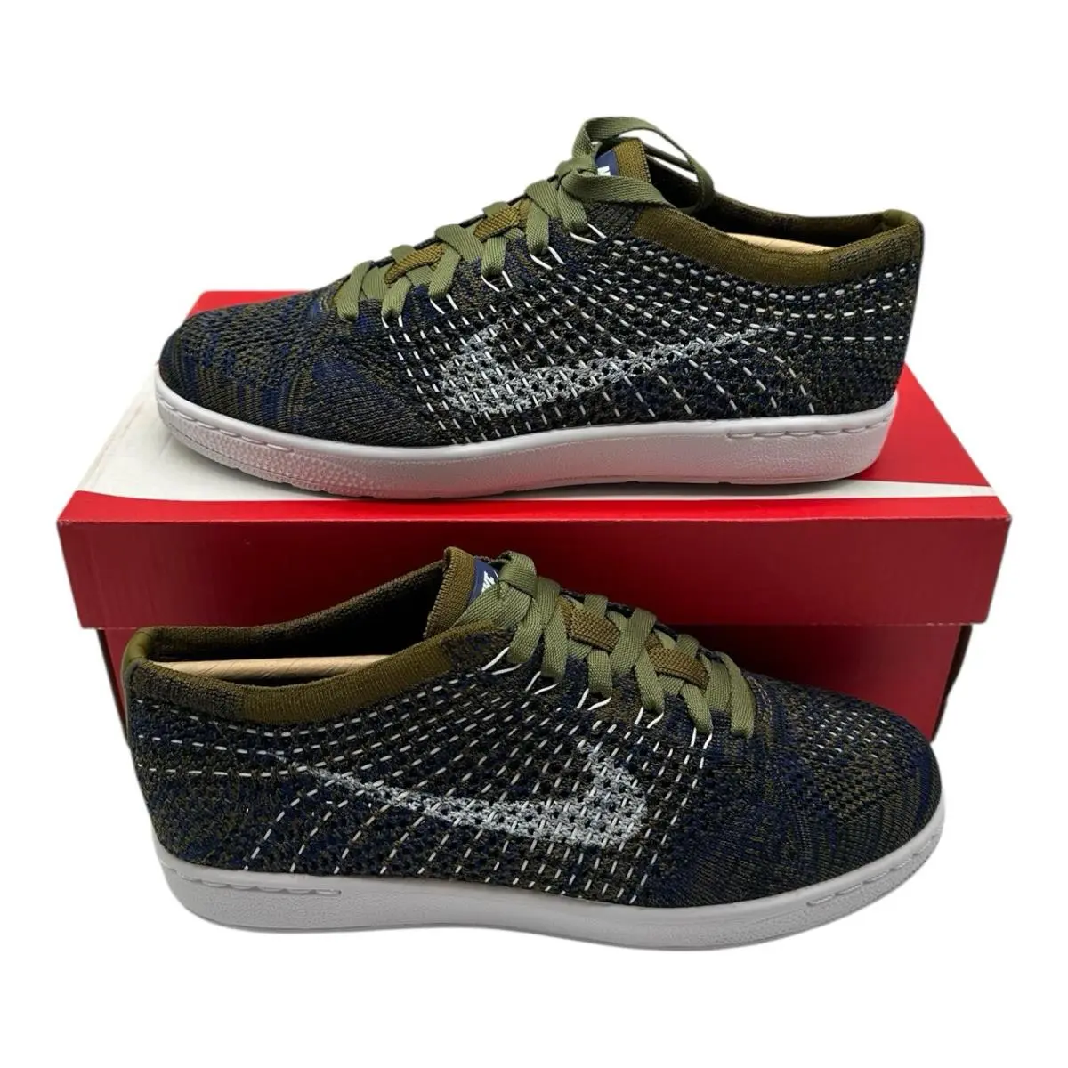 Nike Tennis Classic Ultra Flyknit Shoes Womens 7.5 Olive Flak/white Sneakers - Green