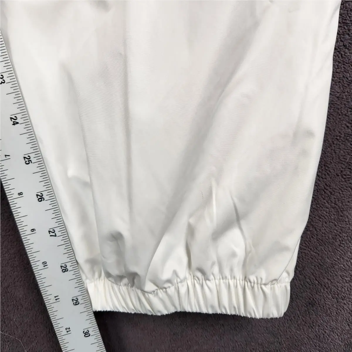 Nike clothing - Ivory 8