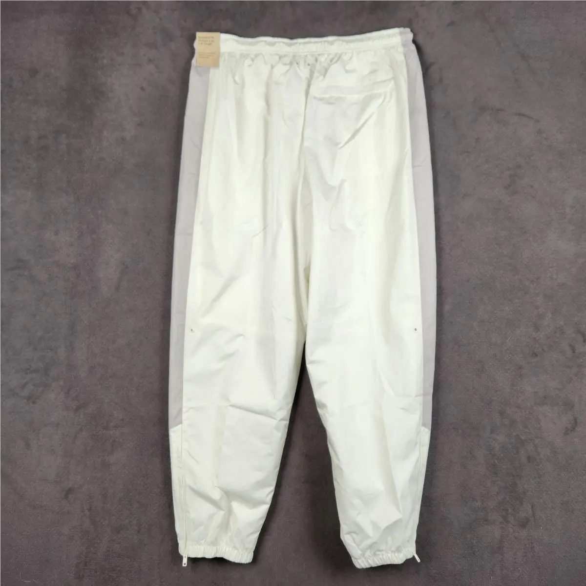 Nike clothing - Ivory 0
