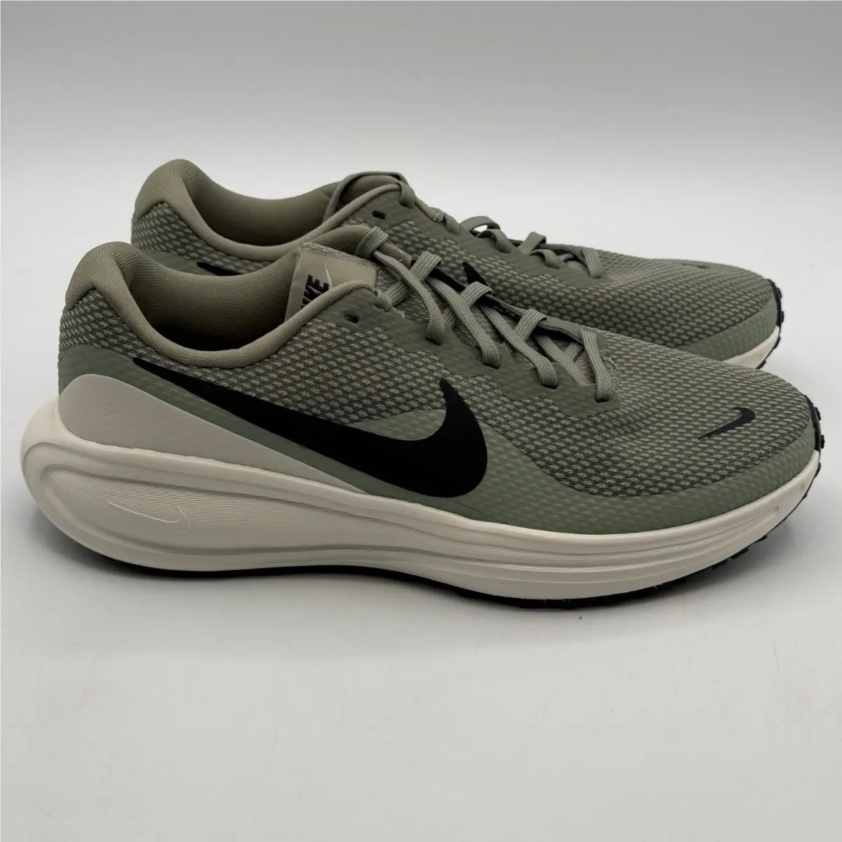 Nike Revolution 8 Shoes Mens Size 8.5 Light Army Black Running HJ9198-300