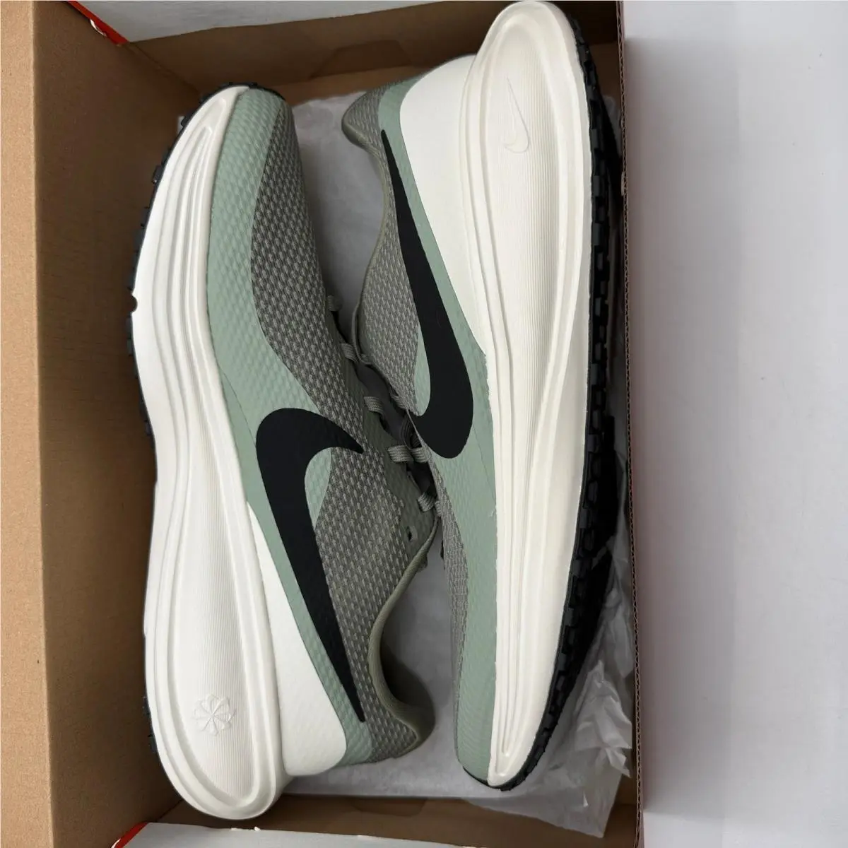 Nike shoes - Nike Revolution 8 - Revolution - Green 5