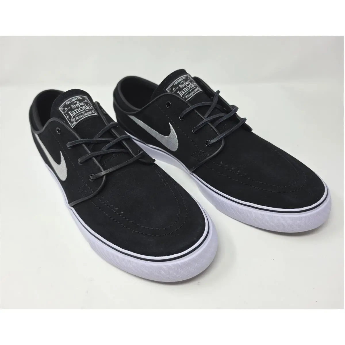 Nike SB Zoom Janoski Og+ Men`s 8 Black/white