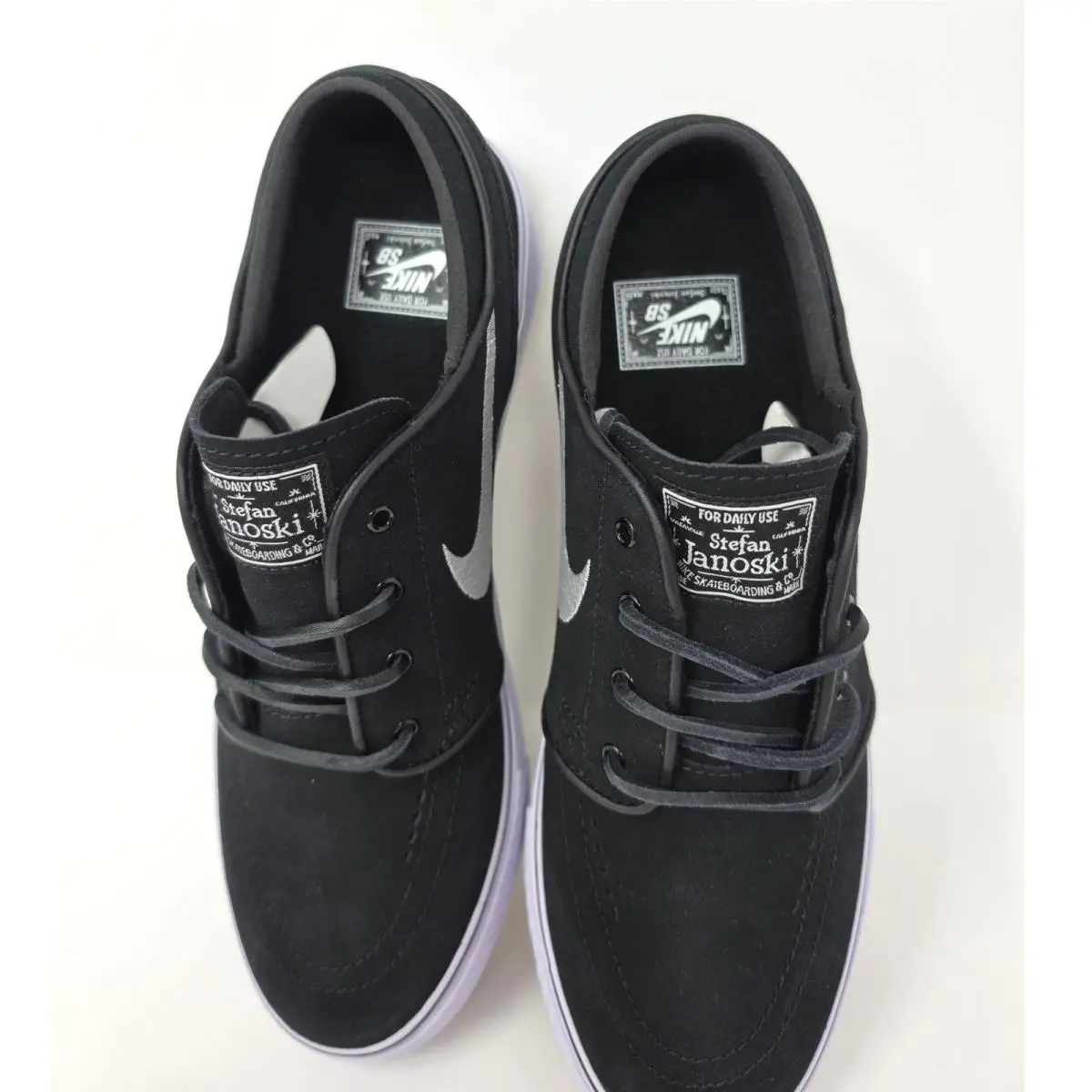 Nike shoes - Black 1