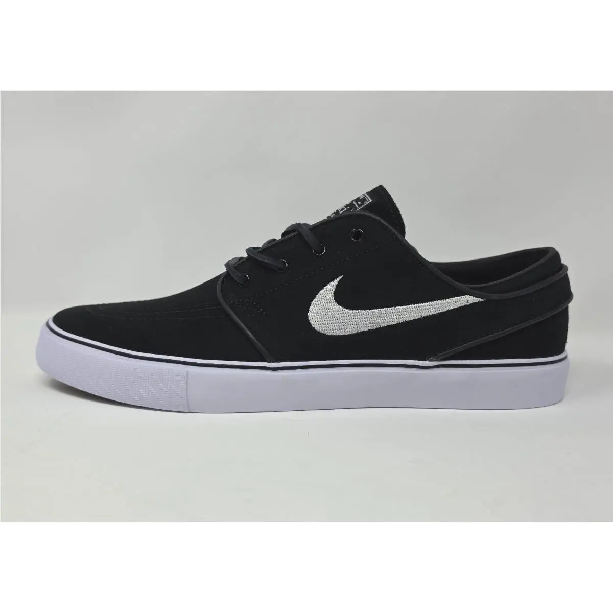 Nike shoes - Black 5