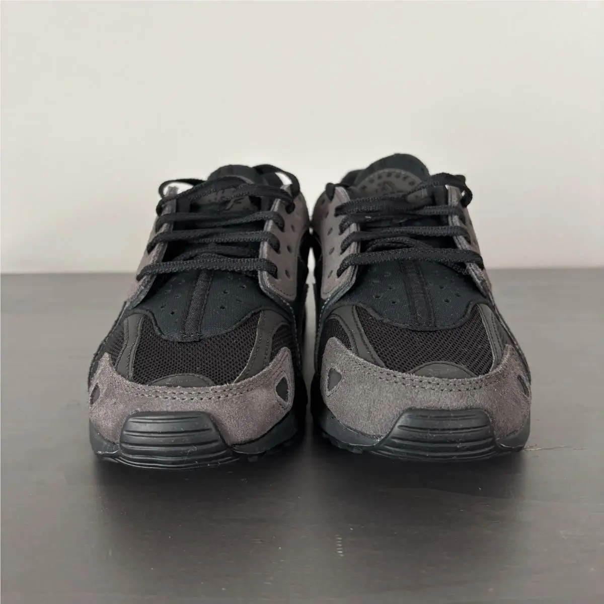 Nike shoes - Nike Huarache Run - Huarache Run - Black (UPC: 0196607817391) 3
