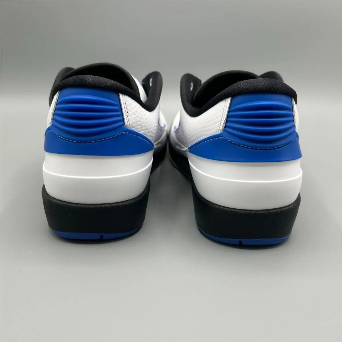 Nike shoes - Air Jordan 2 - Air - Multicolor 3