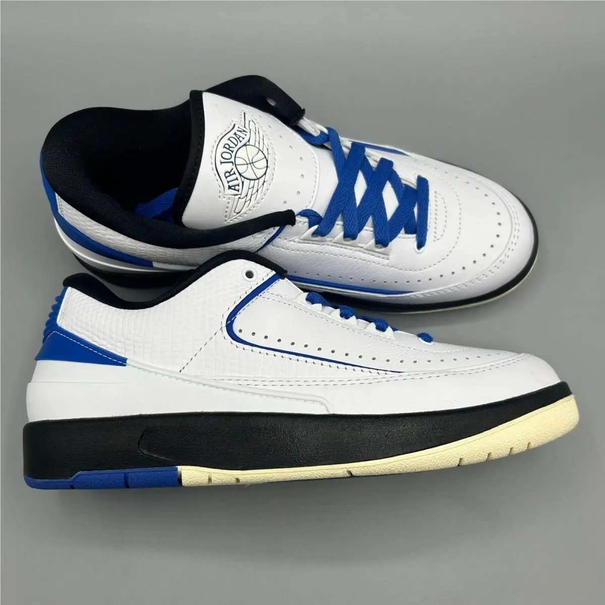 Air Jordan 2 Retro Low Varsity Royal Shoes Womens Size 8 by Nike
