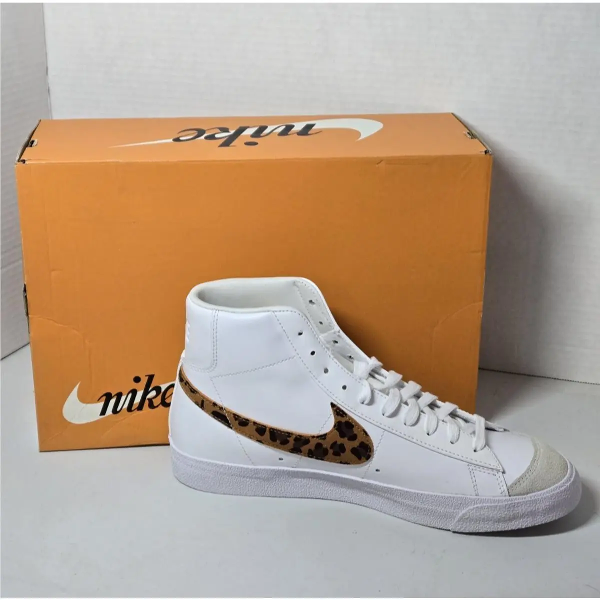Women’s Nike Blazer `77 Mid Leopard Size 11.5 Mens 10