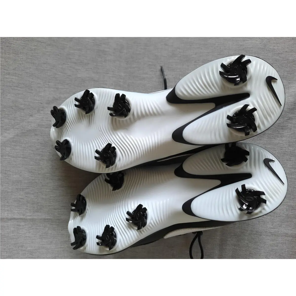 Nike shoes - Black 6