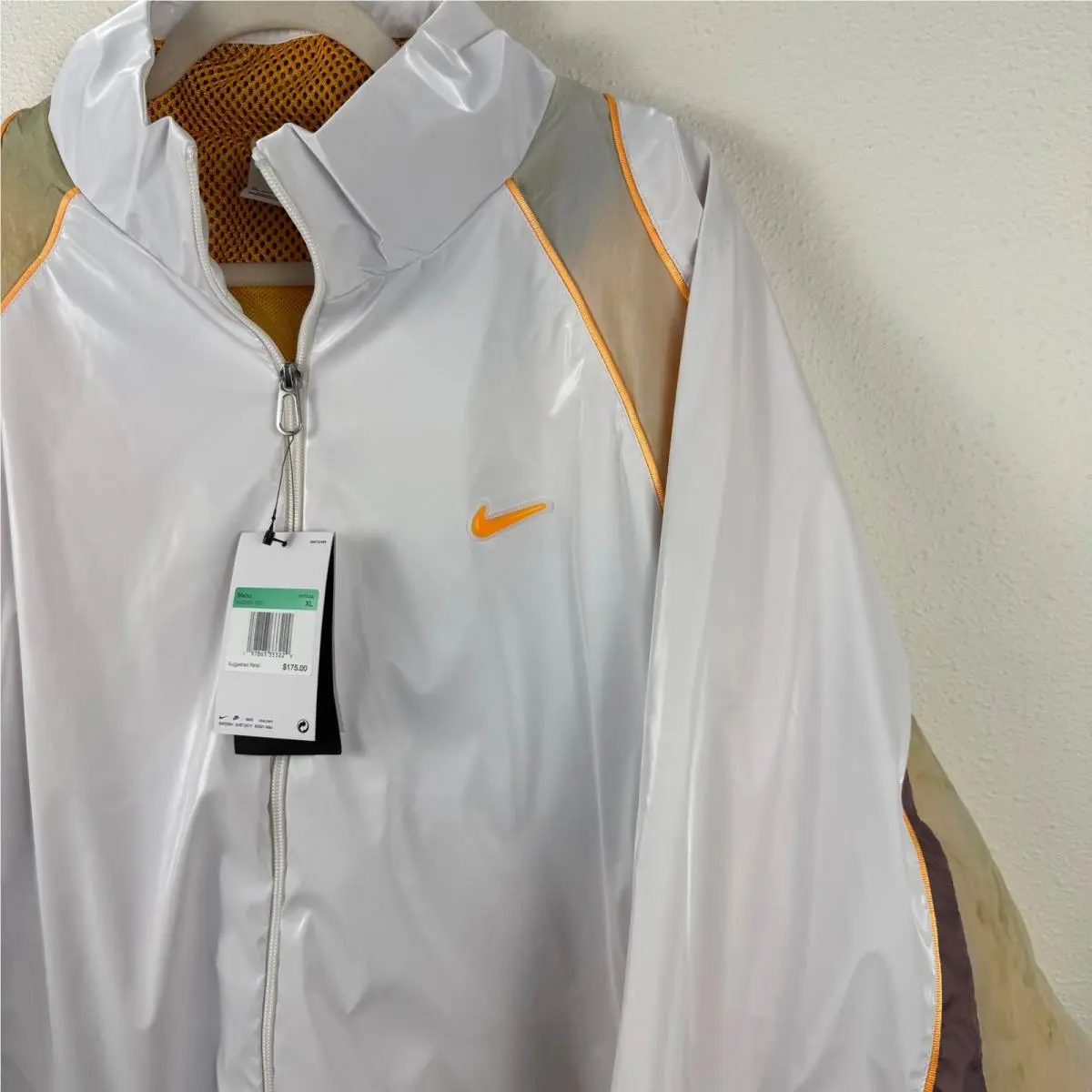 Nike clothing - White 3