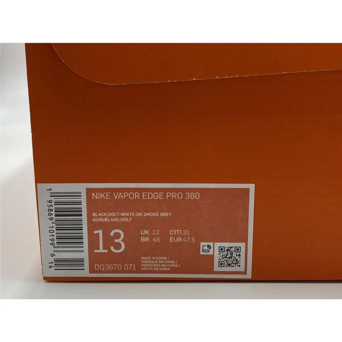 Nike shoes - Black (UPC: 195869101996) 5