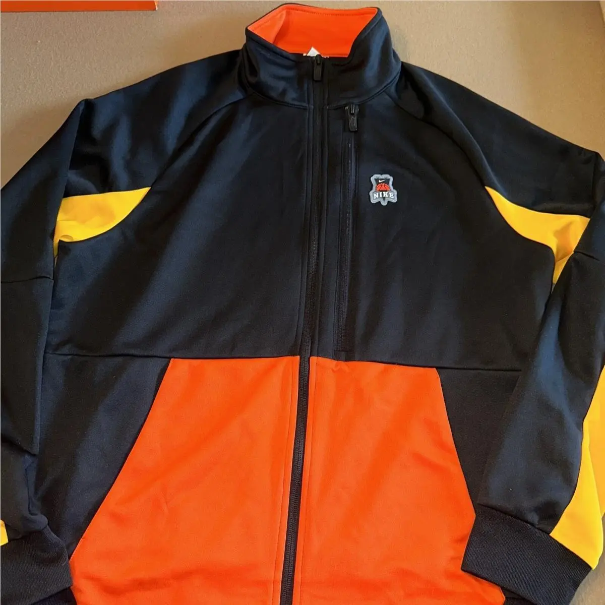Nike Sportswear Jacket Mens Large Black Orange Yellow DR9789-010