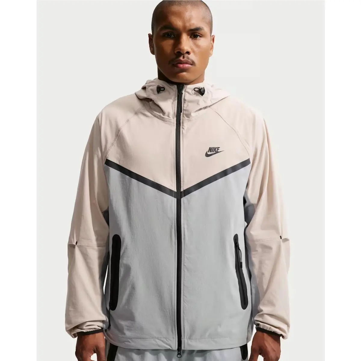 Men`s Nike Medium Tech Woven Full Zip Hooded Windrunner Jacket IU6965-012