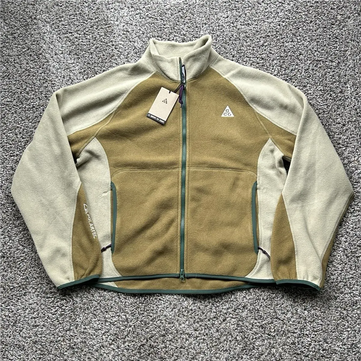 Nike Acg Wolf Tree Full-zip Jacket Olive Green Unisex Size Medium IF0964-368