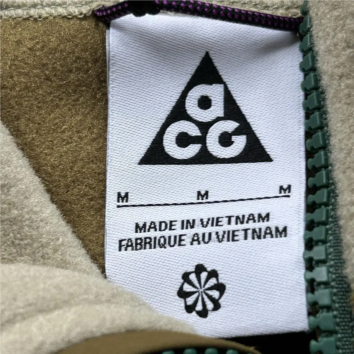 Nike clothing - Nike ACG - ACG - IF0964-368 - Green 3