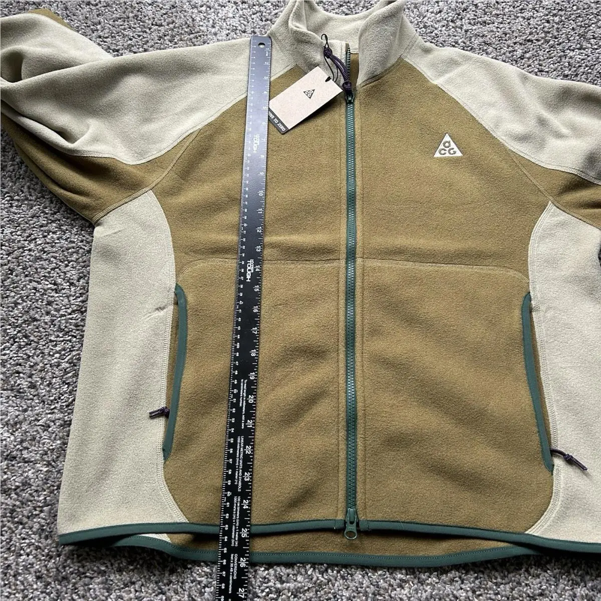 Nike clothing - Nike ACG - ACG - IF0964-368 - Green 4
