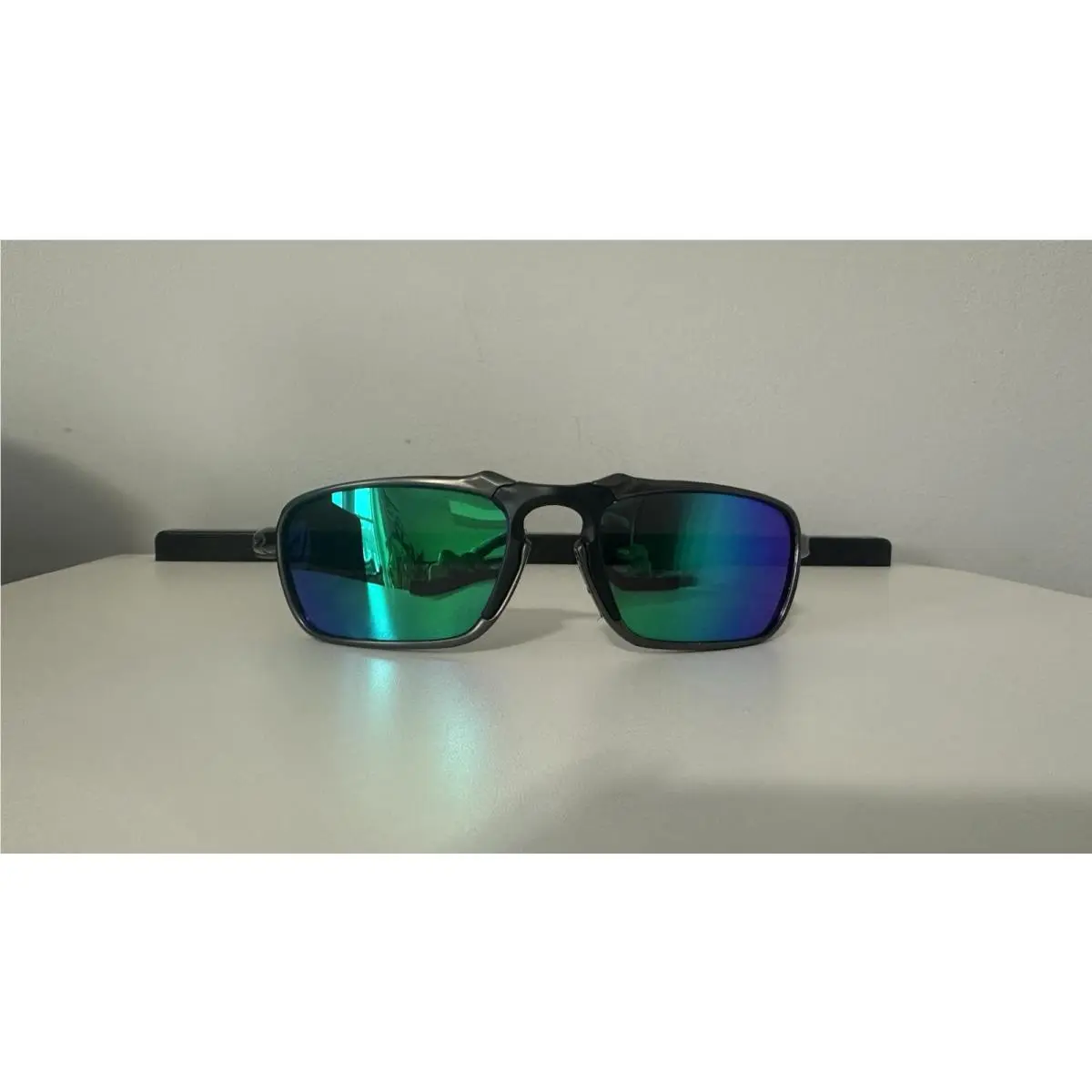 Badman Metal Black Frame Polarized Green/blue Iridium Lens Sunglasses by Oakley